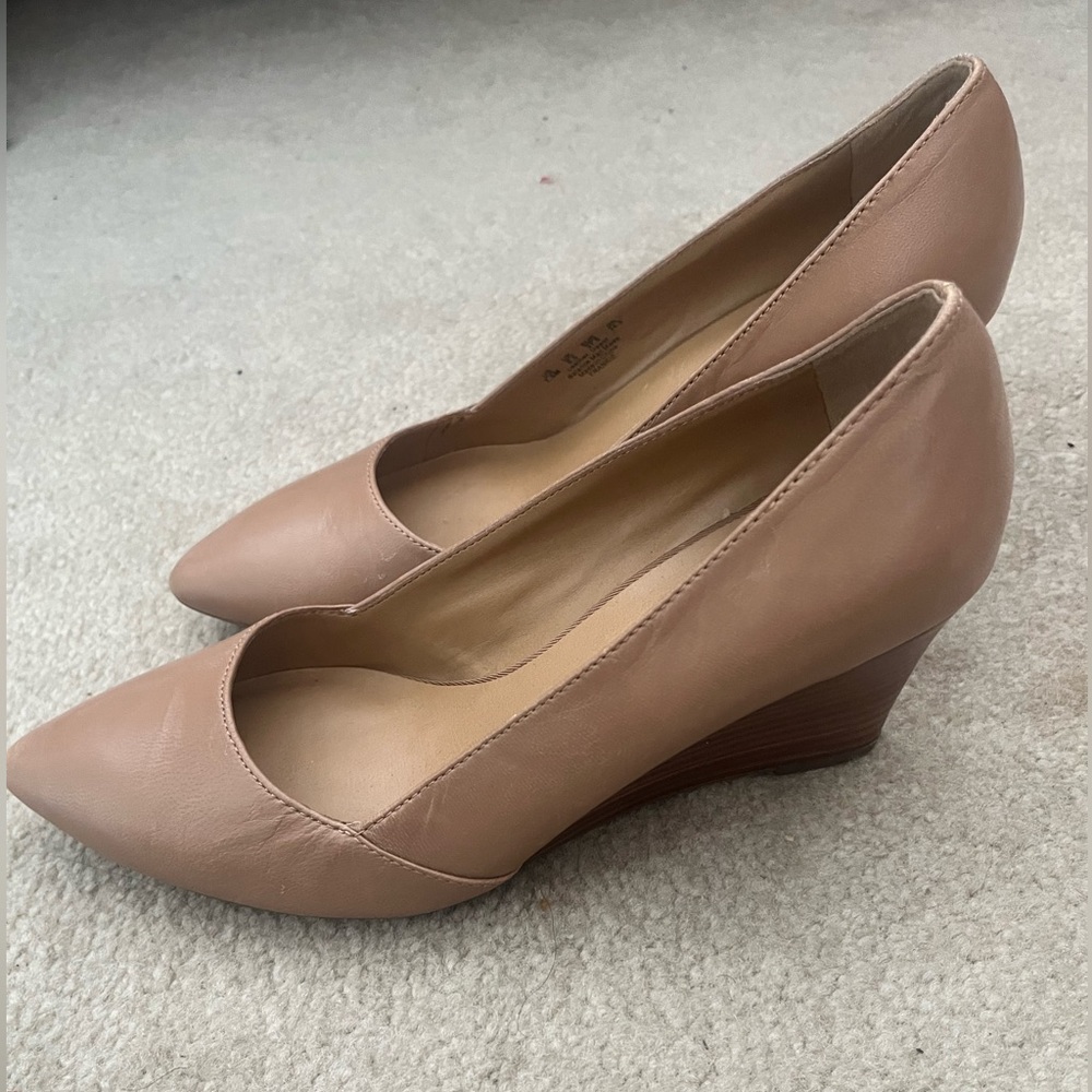 Franco Sarto Frankie Wedge Pump, Size 7.5, Tan Neutral